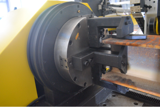 CNC Pipe Tube Fiber Laser Cutting Machine